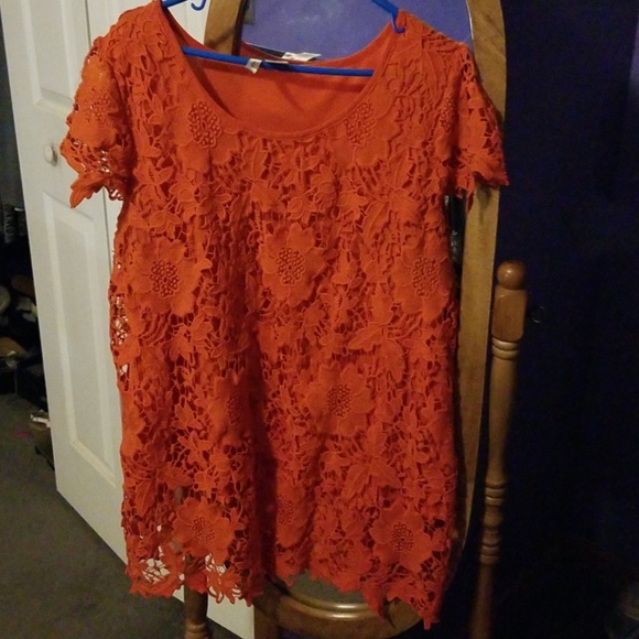 Lacey orange short sleeve top - Picture 1 of 4